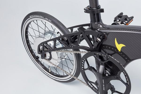 உலகின் குறைந்த எடை கொண்ட எலெக்ட்ரிக் ஸ்கூட்டர் அறிமுகம் 