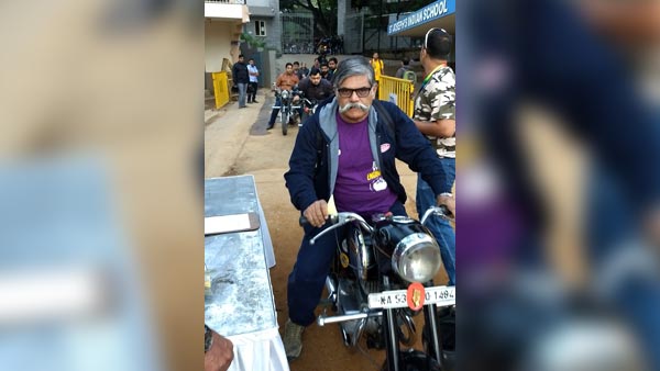 பெங்களூரில் ஜாவா யெஸ்டி மோட்டார்சைக்கிள் உரிமையாளர் சந்திப்பு!