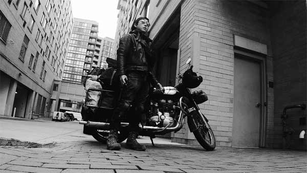 இந்தியாவின் ராயல் என்பீல்டு மீதான கொரிய இளைஞரின் காதல்.. 51 ஆயிரம் கிமீ பயணித்த உருக்கமான கதை..