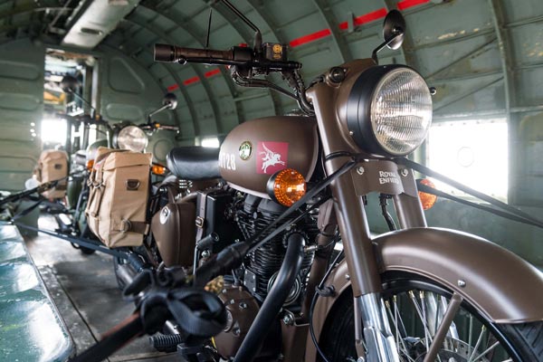 ராயல் என்ஃபீல்டு கிளாசிக் 500 பெகாசஸ் எடிசனுக்கு ஆன்லைன் முன்பதிவு இன்று துவங்குகிறது!!