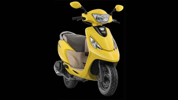 ஹோண்டா ஆக்டிவாவிற்கு இத்தனை போட்டியா? இந்தியாவின் சிறந்த ஸ்கூட்டர்கள் இவைதான் ஹோண்டா ஆக்டிவாவிற்கு இத்தனை போட்டியா? இந்தியாவின் சிறந்த ஸ்கூட்டர்கள் இவைதான்