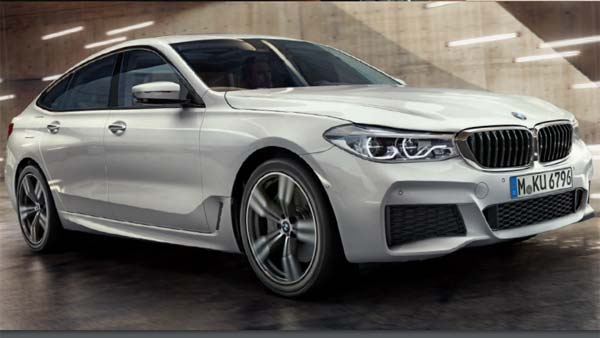 விபத்தில் சிக்கிய நடிகையிடம் மோசமாக நடந்து கொண்ட பிஎம்டபிள்யூ டீலர்.. டிவிட்டரில் குமுறி தீர்த்தார்