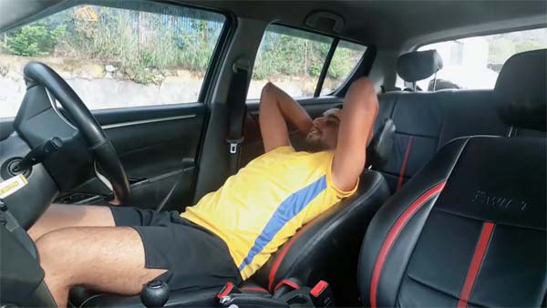 சிங்கம் சூர்யா மாதிரி சிக்ஸ் பேக் வைக்க காரின் சீட் பொசிஷனை மாற்றினால் போதுமாம்லே! 