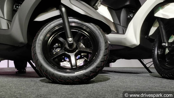 ரூ.68,000 விலையில் புதிய சுஸுகி பர்க்மேன் ஸ்கூட்டர் விற்பனைக்கு அறிமுகம்!