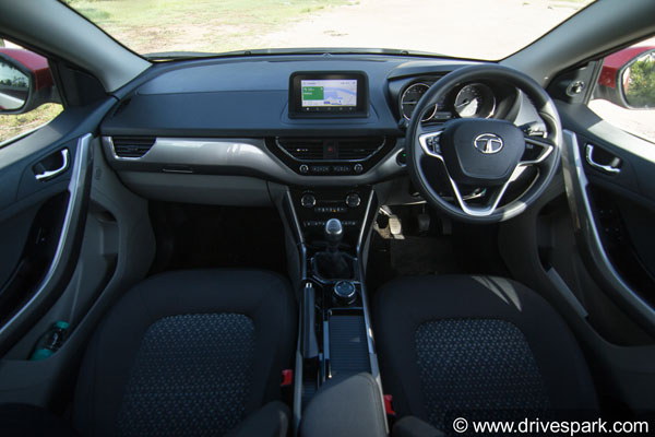 ஃபோர்டு எக்ஸோ ஸ்போர்ட்டை விற்பனையில் முந்தி சாதனை படைத்துள்ளது டாடா நெக்ஸான் கார் 