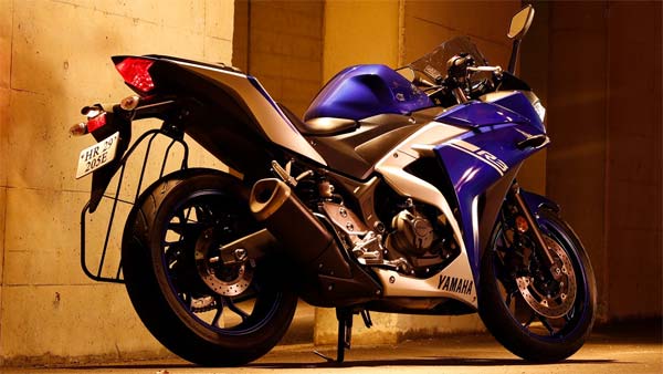 பிஎம்டபிள்யூ காரை விட இந்த பைக்குகள் வேகமாக சீறிப்பாயும்.. விலையும் கூட பல மடங்கு குறைவுதான்..