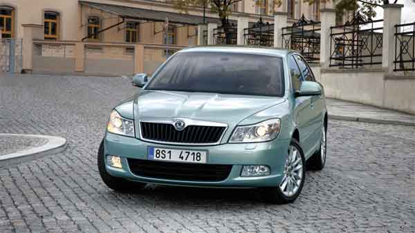 கார் ஓனரிடம் 1.68 லட்சம் சுருட்ட முயன்ற ஸ்கோடா டீலர்.. 1,000 ரூபாயில் பழுதை நீக்கிய மெக்கானிக்