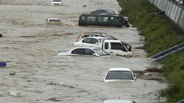 கேரள வெள்ளத்தில் சிக்கிய கார்களை வாங்கலாமா?