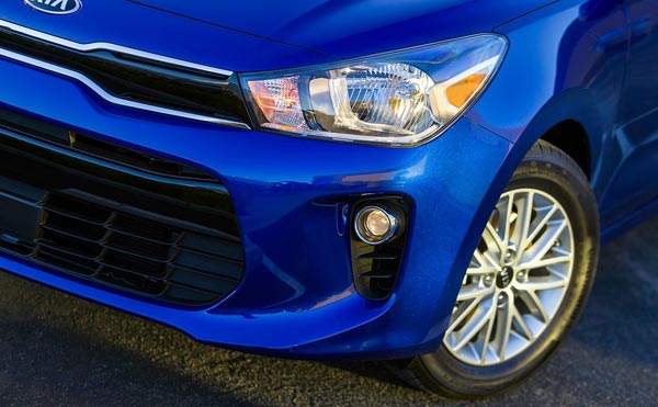 புதிய கியா ரியோ இந்தியாவில் லான்ச் ஆவது உறுதி.. ஐ20, பலினோ, ஜாஸ் கார்களுக்கு காத்திருக்கும் சவால்