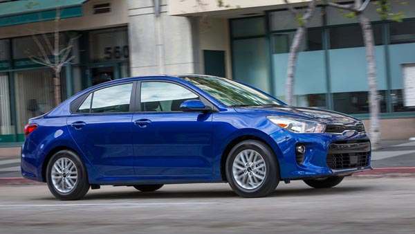 புதிய கியா ரியோ இந்தியாவில் லான்ச் ஆவது உறுதி.. ஐ20, பலினோ, ஜாஸ் கார்களுக்கு காத்திருக்கும் சவால்