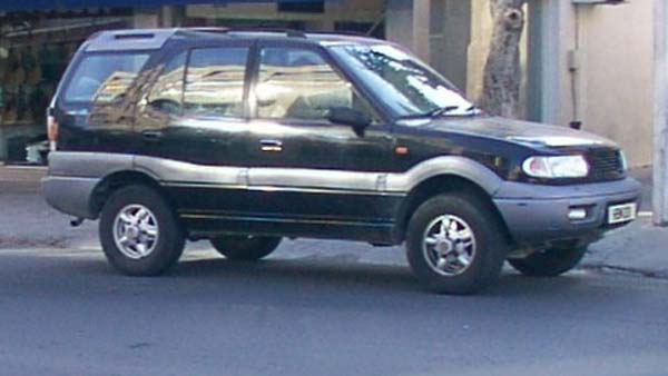 வேகர் ஆர் காரை விட மலிவான எஸ்யூவி கார்கள் எவை தெரியுமா? Short Headline: 