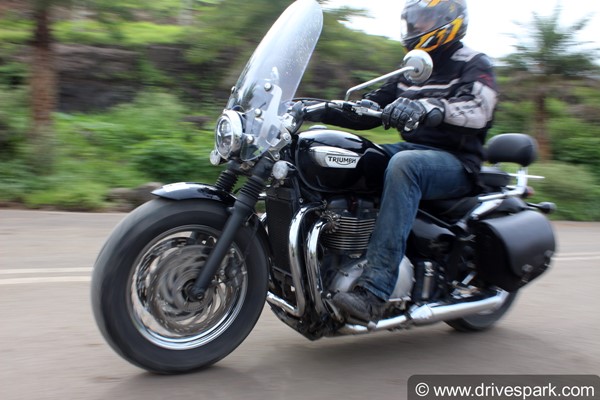 டிரையம் போனிவில் ஸ்பீடு மாஸ்டர் ... டெஸ்ட் டிரைவ்