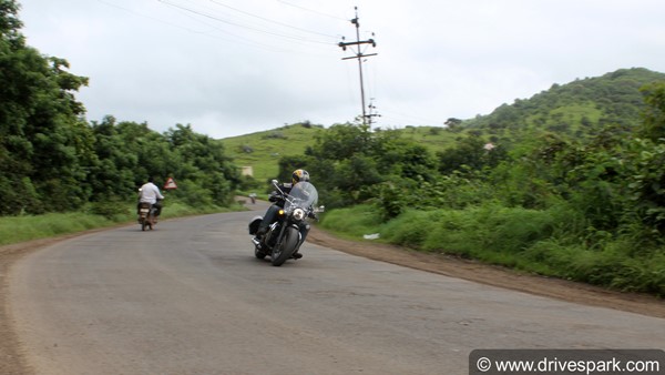 டிரையம்ப் போனிவில் ஸ்பீடுமாஸ்டர் பைக்... டெஸ்ட் டிரைவ் ரிப்போர்ட்