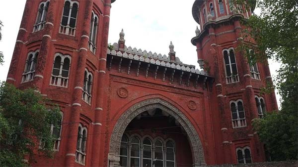 சிலை கடத்தல் வழக்கில் டிவிஎஸ் குழும தலைவர் வேணு சீனிவாசனை கைது செய்ய 6 வாரம் தடை 