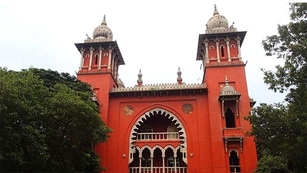 சிலை கடத்தல் வழக்கில் டிவிஎஸ் குழும தலைவர் வேணு சீனிவாசனை கைது செய்ய 6 வாரம் தடை 