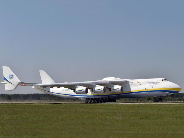 சென்னைக்கு வந்த உலகின் மிகப்பெரிய சரக்கு விமானத்தின் சிறப்பம்சங்கள்!!