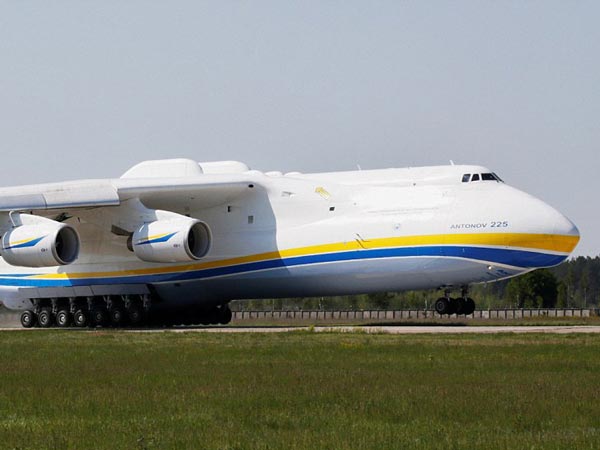 சென்னைக்கு வந்த உலகின் மிகப்பெரிய சரக்கு விமானத்தின் சிறப்பம்சங்கள்!!