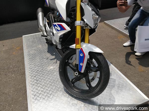 பிஎம்டபிள்யூ பைக்கிற்கு ஆயில் மாற்ற ரூ 5 ஆயிரம் பில்…. இந்த பைக் உங்களுக்கு தேவை தானா?