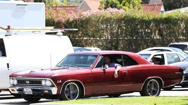 சூப்பர் ஹீரோக்களுக்கு சூப்பர் பவர் கிடைக்க காரணமாக இருந்த சூப்பர் கார்கள்...