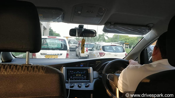 இனி 80 கி.மீ. வேகத்திற்கு மேல் டாக்ஸியில் செல்ல முடியாது... விபத்துக்களை கட்டுப்படுத்த புதிய நடவடிக்கை... 