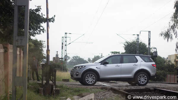 லேண்ட்ரோவர் டிஸ்கவர் ஸ்போர்ட்... டெஸ்ட் டிரைவ் ரிப்போர்ட்