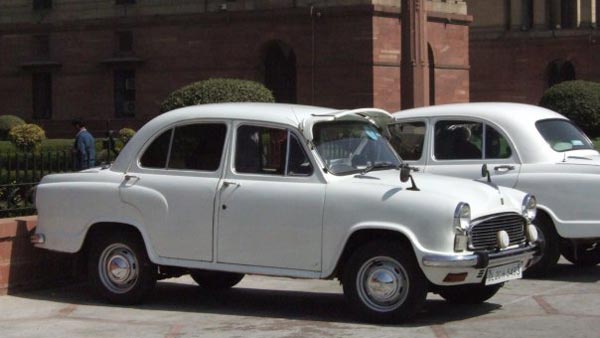 பெட்ரோல் பெயரில் மக்கள் வரிபணத்தை கொள்ளையடிக்கும் எம்பிக்கள் - ஷாக்கிங் ரிப்போர்ட்