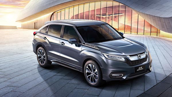 வெளிநாட்டு சொகுசு கார் மற்றும் பைக்குகளை இந்தியாவிற்குள் இறக்குமதி செய்வது எப்படி?