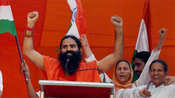 ஒரு லிட்டர் பெட்ரோலை ரூ35 க்கு வழங்க பதஞ்சலி நிறுவனம் தயார்: பாபா ராம்தேவ்