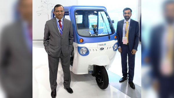 பேட்டரியில் இயங்கும் ஆட்டோரிக்ஷா மாடல்களை காட்சிப்படுத்தியது மஹிந்திரா!!