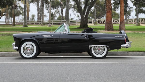 அழகு பதுமை மர்லின் மன்றோ 7 ஆண்டுகளாக பயன்படுத்திய கார் ஏலம் விடப்படுகிறது.. சுவாரசிய தகவல்கள்