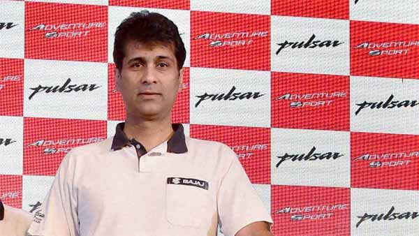 புதிய டிசைன், புதிய எஞ்சின்... கலக்க வரும் புதிய பஜாஜ் பல்சர் பைக்குகள் !