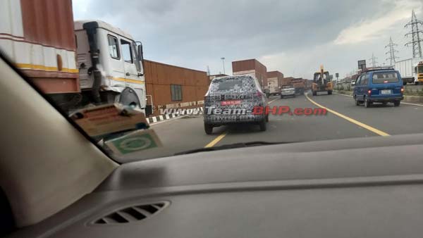 ரெனோ க்விட் அடிப்படையிலான குட்டி எம்பிவி காரின் ஸ்பை படங்கள்!!