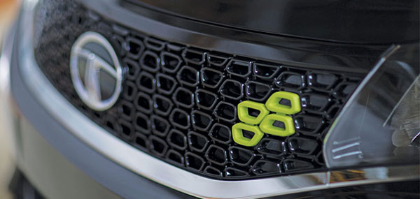 ரூ.7.14 லட்சம் ஆரம்ப விலையில் டாடா நெக்ஸான் க்ரேஸ் லிமிடெட் எடிசன் மாடல் விற்பனைக்கு அறிமுகம்..