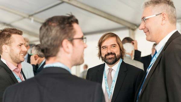 உலகின் முதல் ஹைட்ரஜன் பியூயல் ரயில் அறிமுகம்