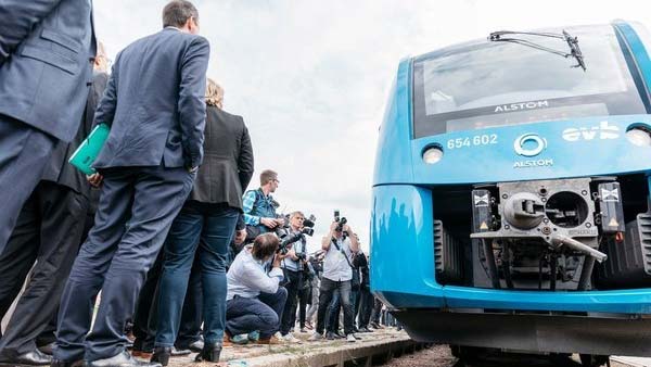 உலகின் முதல் ஹைட்ரஜன் பியூயல் ரயில் அறிமுகம்
