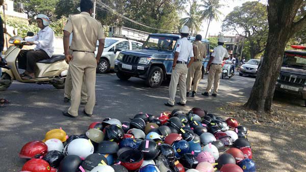 ஹெல்மெட் கட்டாயம் கோர்ட் உத்தரவு