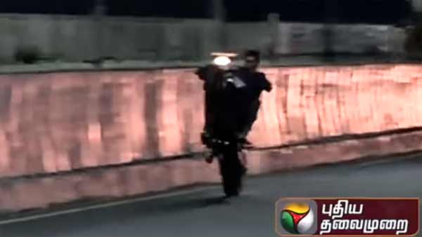 ரேஸ் ஓட்டிகளை “நொறுக்கிய” போலீஸ்…! கெத்து எல்லாம் வெத்து தானது..!