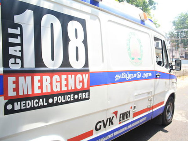 குழந்தையின் உயிரை காப்பாற்ற 350 கிலோ மீட்டரை 250 நிமிடத்தில் கடந்த ஆம்புலன்ஸ் டிரைவர்..! பரபரப்பான திக்.. திக்.. நிமிடங்கள்..!