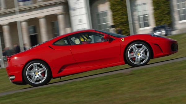 மல்லையாவின் கடனுக்கு பதிலாக அவரது 6 கார்களை வைத்துக்கொள்ளுங்கள் : லண்டன் நீதிமன்றம்