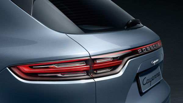 ஒரு ஒரே எழுத்து மாறியதால் உலகம் முழுக்க பிரபலமான கார்.. சமூக வலை தளங்களில் அனல் பறக்கும் விவாதம்..