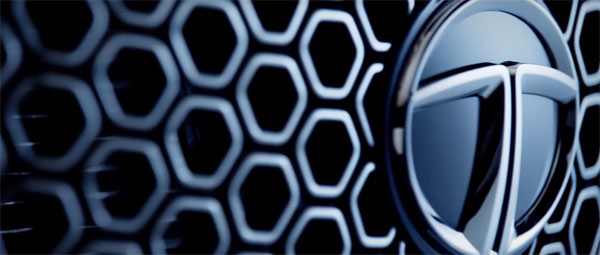 அக்.10ல் லான்ச் ஆகிறது புத்தம் புதிய டாடா டிகோர்.. பிராண்ட் அம்பாஸிடராக ஹிருத்திக் ரோஷன் நியமனம்