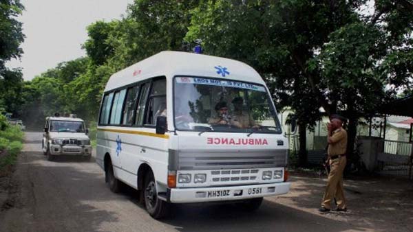 குழந்தையின் உயிரை காப்பாற்ற 350 கிலோ மீட்டரை 250 நிமிடத்தில் கடந்த ஆம்புலன்ஸ் டிரைவர்..! பரபரப்பான திக்.. திக்.. நிமிடங்கள்..!