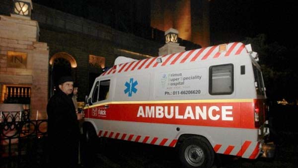 குழந்தையின் உயிரை காப்பாற்ற 350 கிலோ மீட்டரை 250 நிமிடத்தில் கடந்த ஆம்புலன்ஸ் டிரைவர்..! பரபரப்பான திக்.. திக்.. நிமிடங்கள்..!