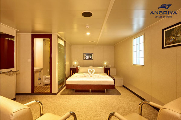 சகல வசதிகளுடன் கூடிய இந்தியாவின் முதல் உல்லாச கப்பல் நாளை முதல் இயக்கம்.. டிக்கெட் விலை குறைவுதான்