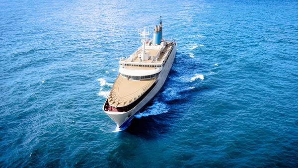 சகல வசதிகளுடன் கூடிய இந்தியாவின் முதல் உல்லாச கப்பல் நாளை முதல் இயக்கம்.. டிக்கெட் விலை குறைவுதான்