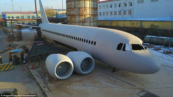 சொந்தமாக விமானம் தயாரித்து பிரம்மிக்க வைத்த விவசாயி! காரணம் தெரிந்தால் ஆச்சரியம் நிச்சயம்..