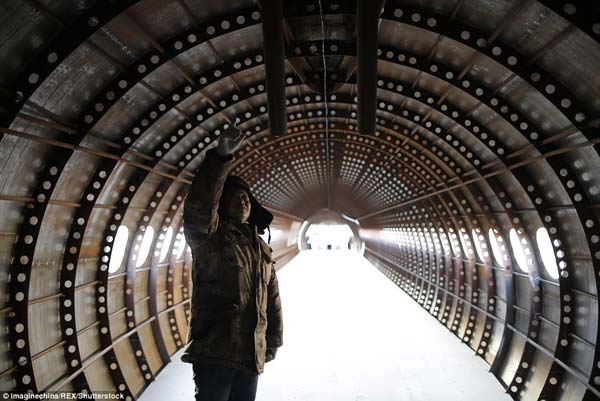 சொந்தமாக விமானம் தயாரித்து பிரம்மிக்க வைத்த விவசாயி! காரணம் தெரிந்தால் ஆச்சரியம் நிச்சயம்..