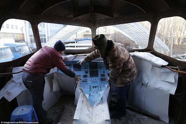 சொந்தமாக விமானம் தயாரித்து பிரம்மிக்க வைத்த விவசாயி! காரணம் தெரிந்தால் ஆச்சரியம் நிச்சயம்..