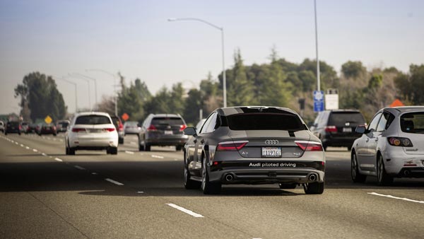 ஞர்களின் வேலை வாய்ப்பை பறிக்கும் டிரைவர்லெஸ் கார்களுக்கு அனுமதி வழங்குகிறதா மோடி அரசு?