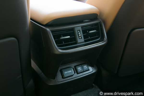 புதிய லெக்சஸ் இஎஸ் 300எச் காரின் டெஸ்ட் டிரைவ் ரிப்போர்ட்!